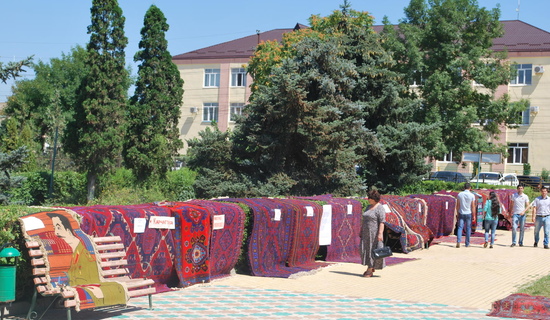 Праздник национального ковра